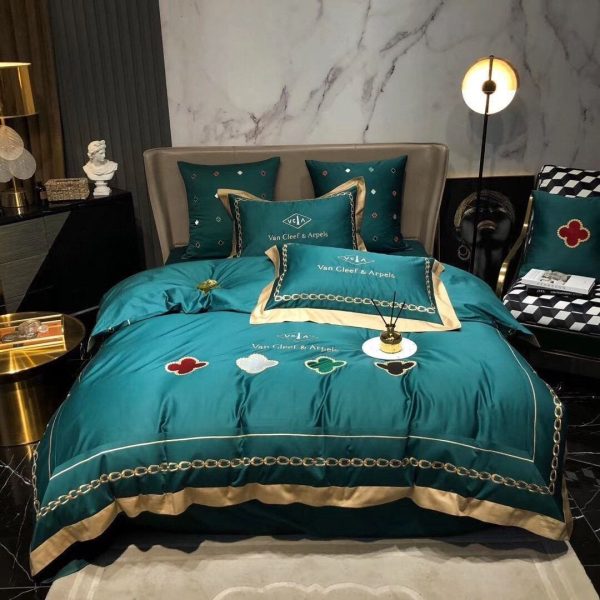 highend-bedding-set-33gmn16.jpg