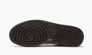 Nike Air Jordan 1 Mocha feature