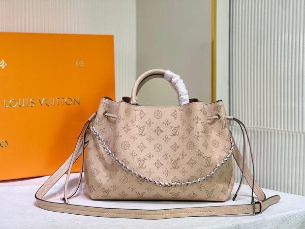 5 louis vuitton bella tote mahina creme beige for women womens handbags shoulder and crossbody luxe Bags 126in32cm lv m59203 2799 131