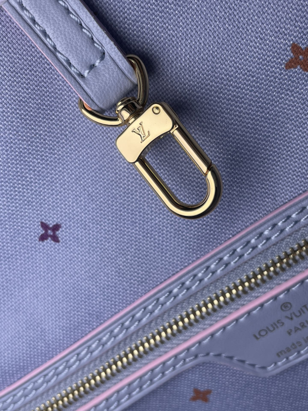 Louis Vuitton Neverfull Gradient Pastel MM Blue in Coated Canvas