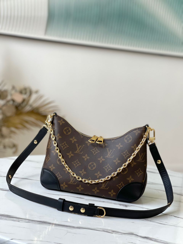 Lv best sale shoulder purse