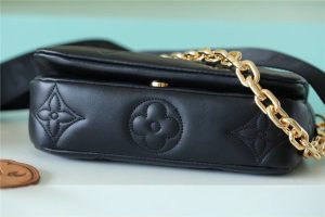 5 louis vuitton wallet on strap bubblegram monogram in wallets and small leather goods for women m81398 79in20cm lv m81398 2799 195