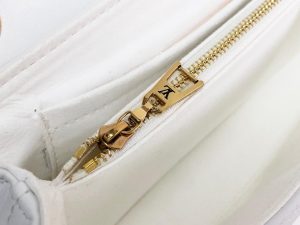 2-Louis Vuitton New Wave Chain Bag White For Women, Women’s Handbags, Shoulder And Crossbody Bags 9.4in/24cm LV M58549  - 2799-203