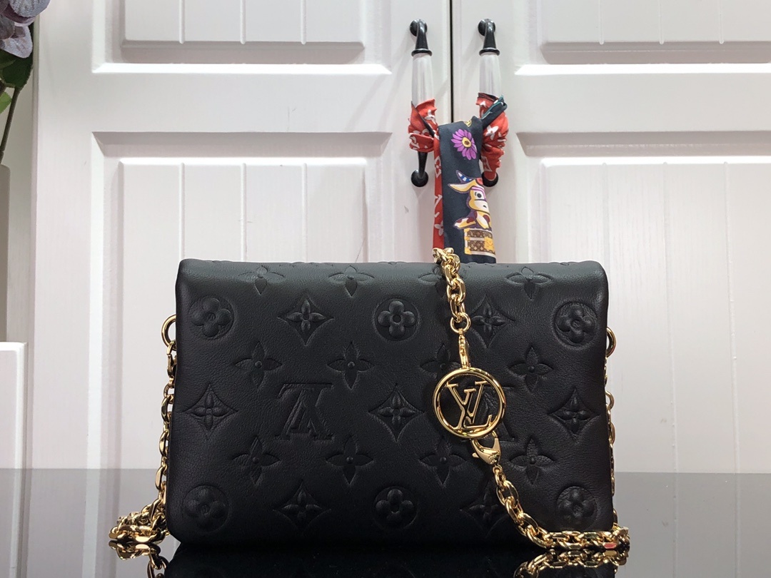 Louis Vuitton Pochette Coussin, Black