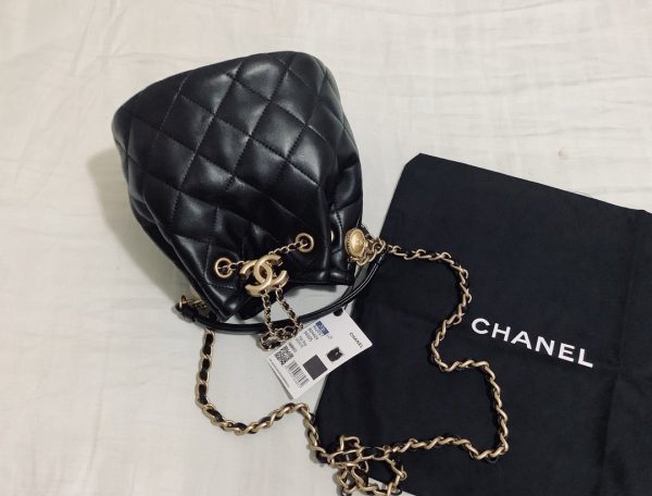 10 chanel classic bucket bag gold toned hardware black for women 78in20cm 2799 301