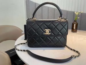 chanel classic flap bag gold toned hardware black 98in25cm 2799 302