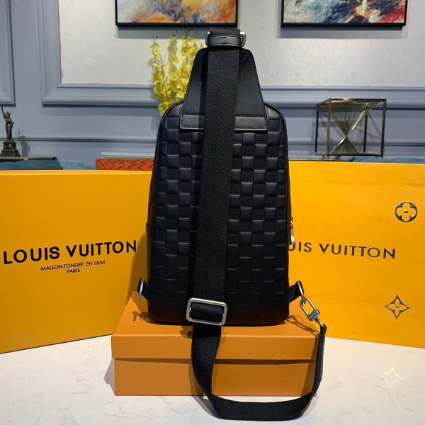 Louis Vuitton Pouches and wristlets for Men