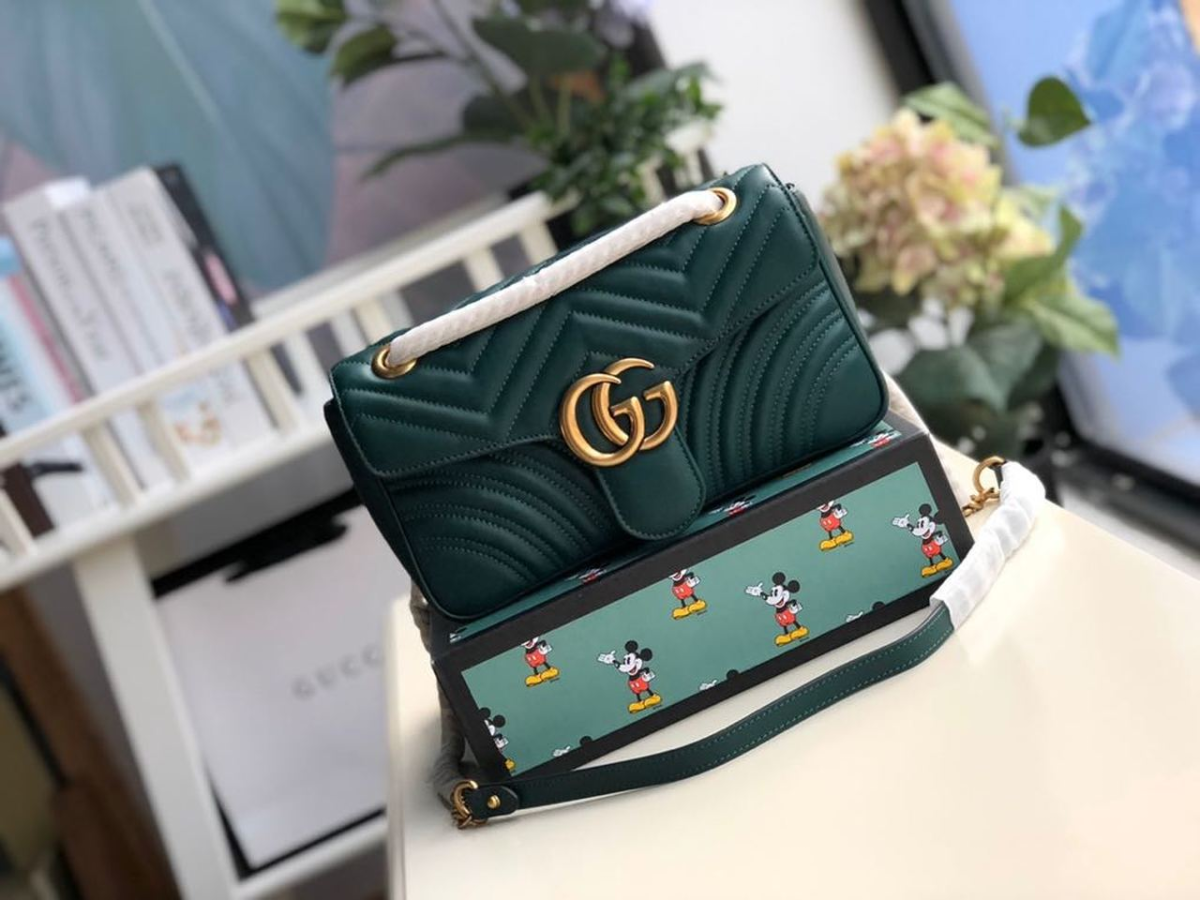 Gucci marmont hot sale small green