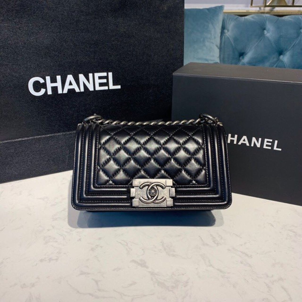 chanel gesteppte small boy handbag silver hardware black for women womens bags shoulder and crossbody bags 78in20cm a67085 2799 495