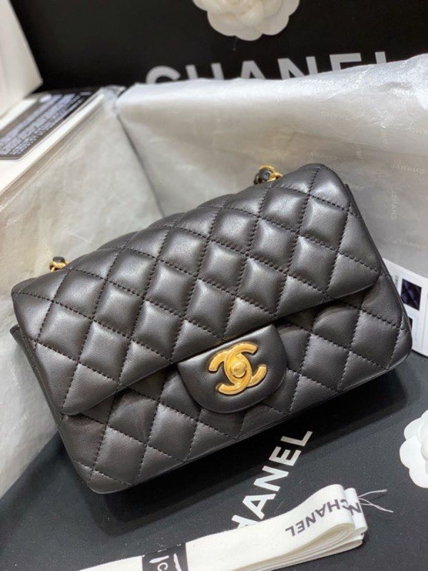 7 chanel classic flap bag gold toned hardware black for women womens bags shoulder and crossbody bags 78in20cm a01116 2799 496