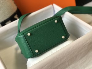 1 hermes lindy mini clemence bag green for women womens handbags shoulder and crossbody bags 75in19cm 2799 498