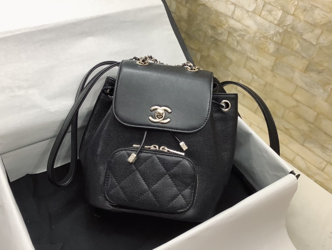 Chanel fashion backpack replica