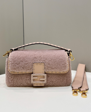 fendi baguette pink sheepskin bag for woman 27cm105in 8br600ah96f1f7n 2799 592