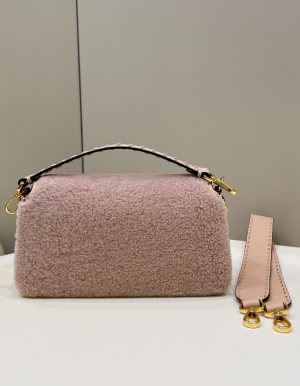 9 fendi baguette pink sheepskin bag for woman 27cm105in 8br600ah96f1f7n 2799 592
