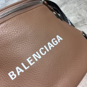 3-Balenciaga Sling Bag In Brown, For Women, Women’s Bags 9.1in/23cm  - 2799-608