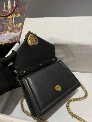 1 dolce gabbana small devotion bag in plain black for women 75in19cm dg bb6711av89380999 2799 631