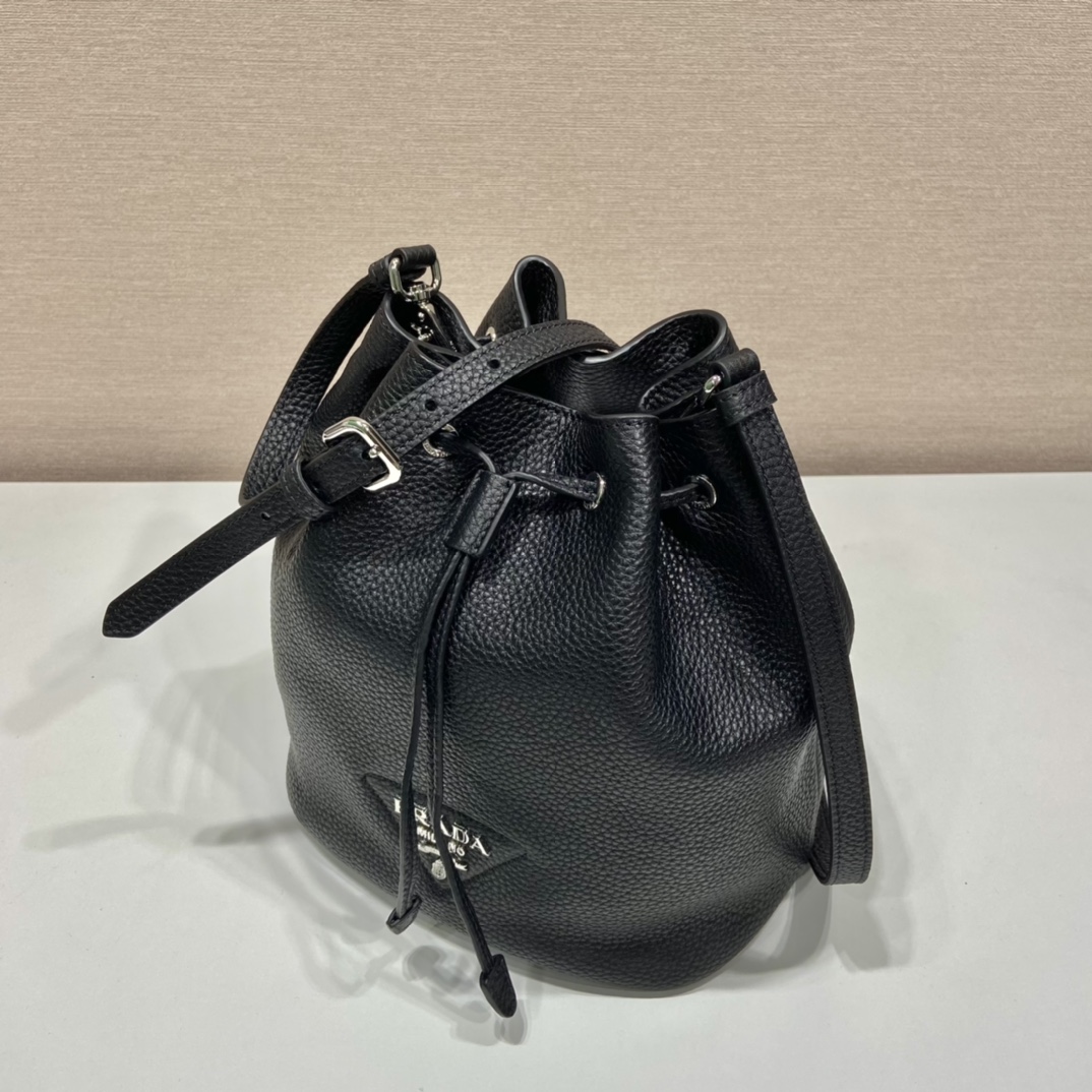 Black prada bucket bag hotsell