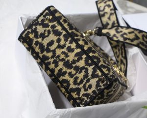 4-Christian Dior Medium Lady D-Lite Bag Black Gold, For Women, Women’s Handbags 24cm/9.5in CD M0565ORHM_M918  - 2799-767