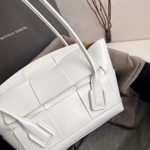 1 bottega veneta arco bag for women 12in33cm in white 2799 781
