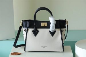 Louis Vuitton On My Side MM Bag Monogram Flower For Women 31cm/12.2 Inches Caramel Black LV M59842  - 2799-792