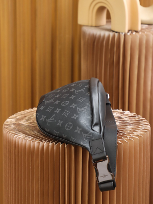 3-Louis Vuitton Discovery Bumbag PM Monogram Eclipse Canvas For Men, Men’s Bags, Belt Bags 17.3in/44cm LV M46035  - 2799-875