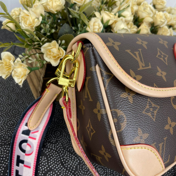 2 louis vuitton diane monogram canvas for women womens handbags shoulder bags 94in24cm lv m45985 2799 881