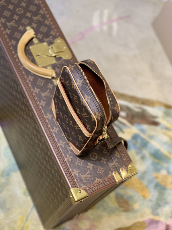 6 louis vuitton danube monogram canvas for women womens bags shoulder bags 83in21cm lv m45266 2799 882