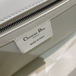 10 christian dior large dior caro bag white for women womens handbags Garavani crossbody bags Garavani 28cm cd 2799 892