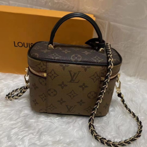 4 louis vuitton vanity pm monogram and monogram reverse canvas by nicolas ghesquiere for women womens handbags shoulder and crossbody bags 75in19cm lv m42264 2799 917