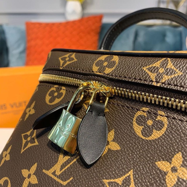 8 louis vuitton vanity pm monogram and monogram reverse canvas by nicolas ghesquiere for women womens handbags shoulder and crossbody bags 75in19cm lv m45165 2799 1007