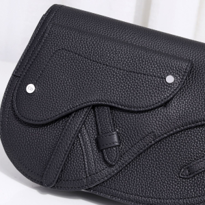 6 the saddle pouch black for women 95in24cm cd 2799 1040