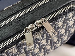 1 pouch with strap blackbeige for women 65in17cm cd 2obbc119yse h03e 2799 1043
