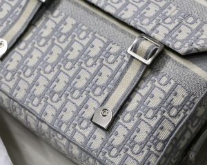 And a closer look at the Numéro Un Bag that I love