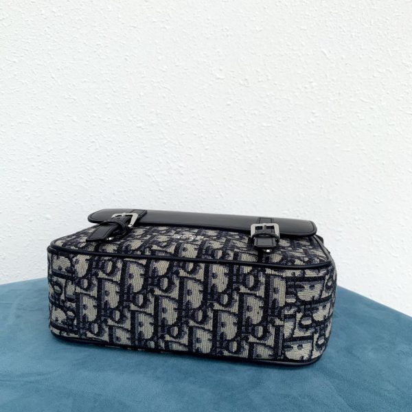 8 messenger bag black for women 10in26cm cd m9994ptvy m928 2799 1057