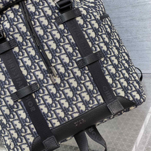 13 explorer backpack beigewhiteblack for women 165 in 425 cm cd 1esba152yky h27e 2799 1072