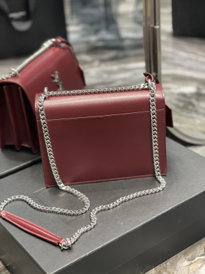 1-Sunset Medium Chain Bag Black/Red For Women 8.6in/22cm 442906D420W1000  - 2799-1083