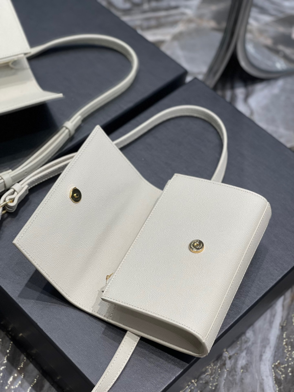 11 kate belt bag blackwhite for women 7in18cm 2799 1093
