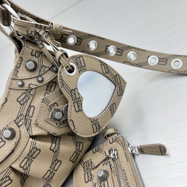 3 le cagole xs shoulder bag bluecaramel for women 102in259cm 2799 1139