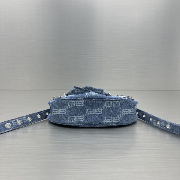 14 le cagole xs shoulder bag bluecaramel for women 102in259cm 2799 1139