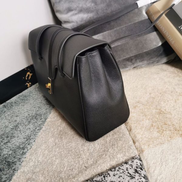 9 medium soft 16 bag in supple grained greyblack for women 13in32cm 195543cr810bl 2799 1144