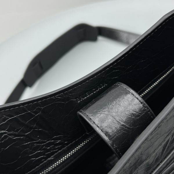 5 neo classic small handbag black for women 13in33cm 2799 1240
