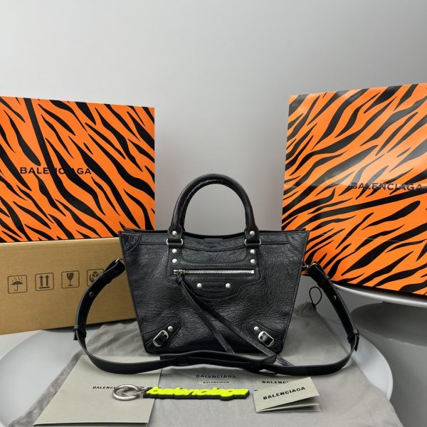 7 neo classic small handbag black for women 13in33cm 2799 1240