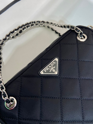 4 chain 2way bag Torebka black for women 86 in 22 cm 2799 1470