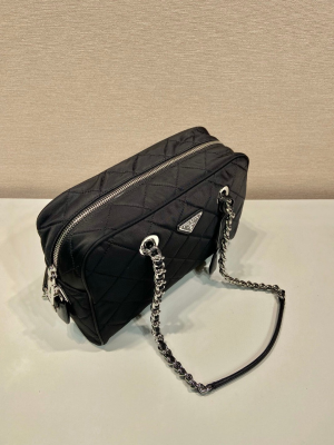 7 chain 2way bag black for women 118 in 30 cm 2799 1471