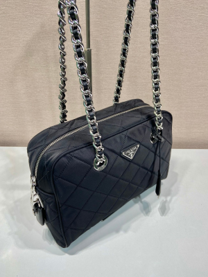13 chain 2way bag Pack black for women 118 in 30 cm 2799 1471