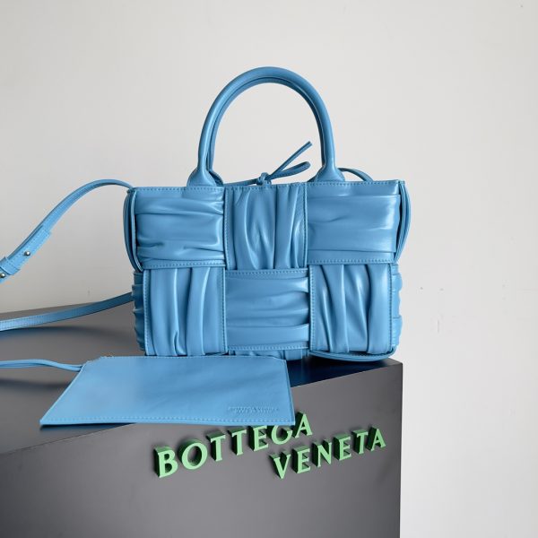 5 borsa mini arco tote Fig bag blueyellowbeige for women 98in25cm 2799 1573