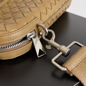 1 slim classic intrecciato briefcase blackdark greybrown for women 142in36cm 690702v0e528803 2799 1618