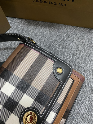 6 bb exaggerated check and note bag brown for women 80631231 98 in 25 cm 2799 1629