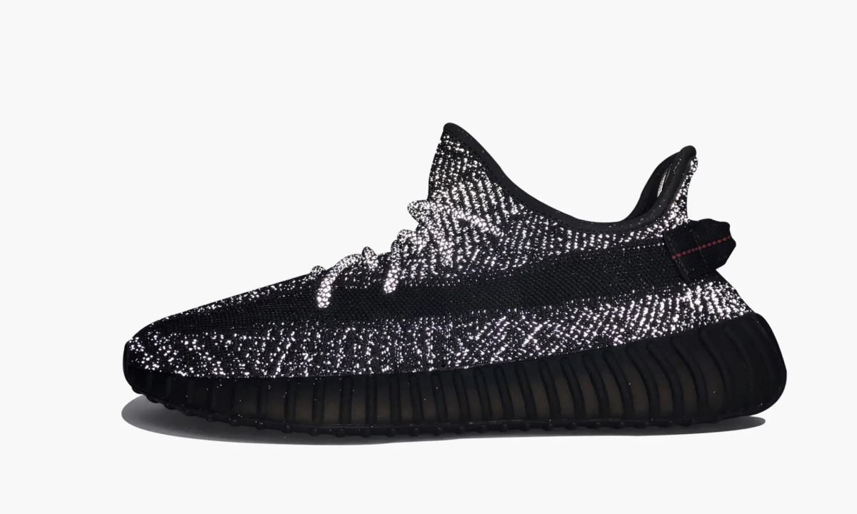 Black yeezy boost women's hotsell