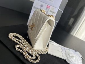 2 clutch with chain blackwhitepink for women 43in11cm 2799 1786